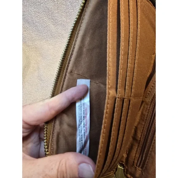 Free People Vegan Leather Wristlet Wallet Tan with 6 Card Slots & Coin Pocket - Picture 13 of 15